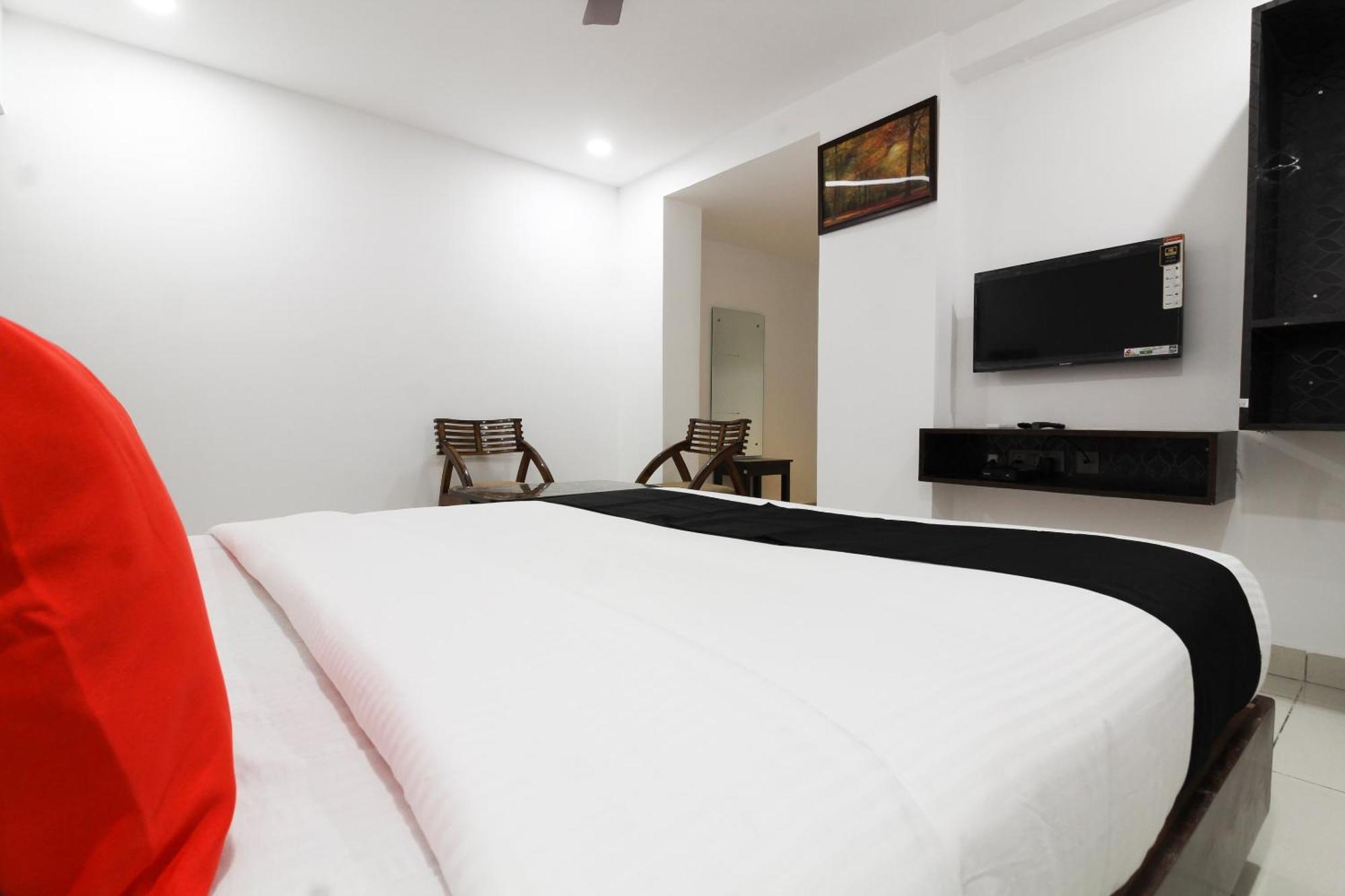 Maula Ali Super Mythri Hotel Near By Ecil, As Rao Nagar, Sainikpuri מראה חיצוני תמונה