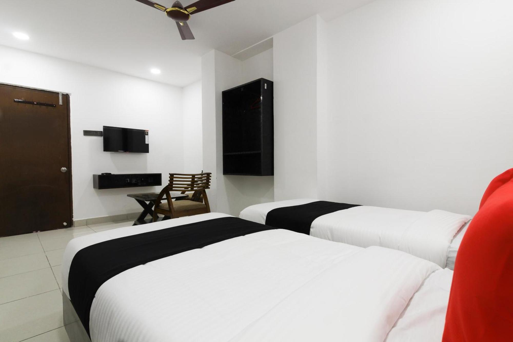 Maula Ali Super Mythri Hotel Near By Ecil, As Rao Nagar, Sainikpuri מראה חיצוני תמונה