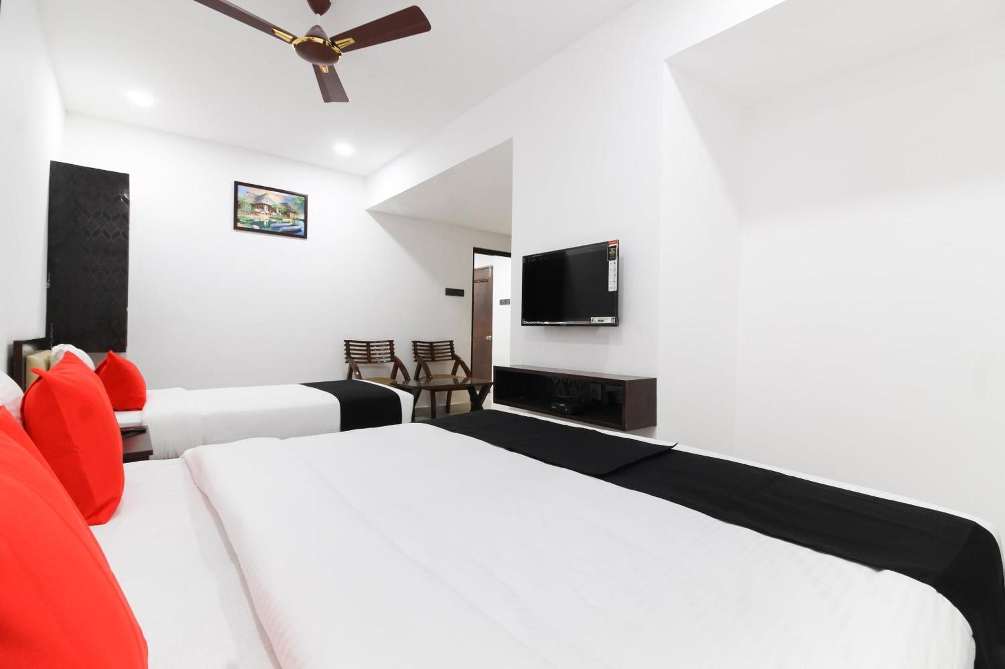 Maula Ali Super Mythri Hotel Near By Ecil, As Rao Nagar, Sainikpuri מראה חיצוני תמונה