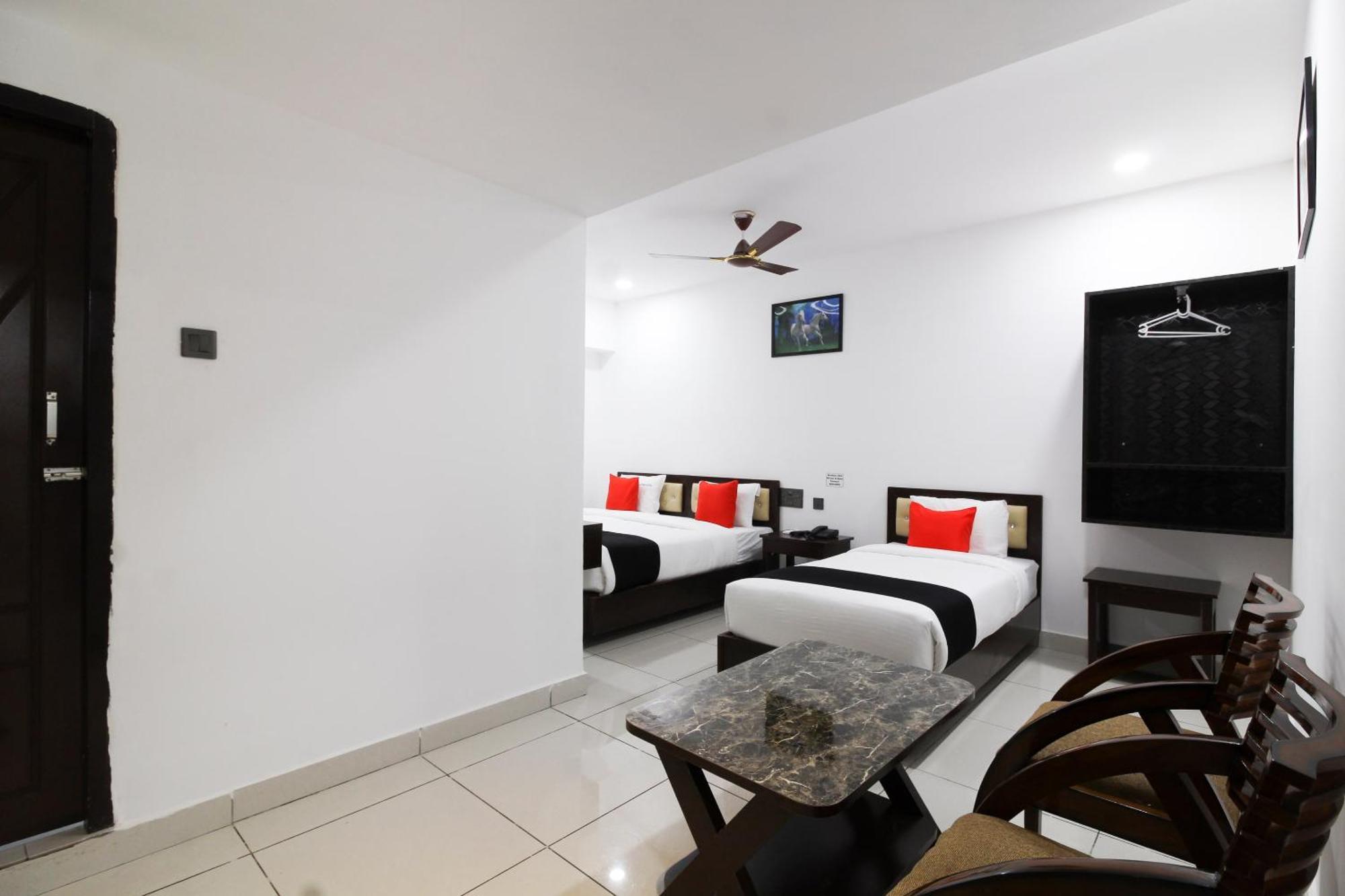 Maula Ali Super Mythri Hotel Near By Ecil, As Rao Nagar, Sainikpuri מראה חיצוני תמונה