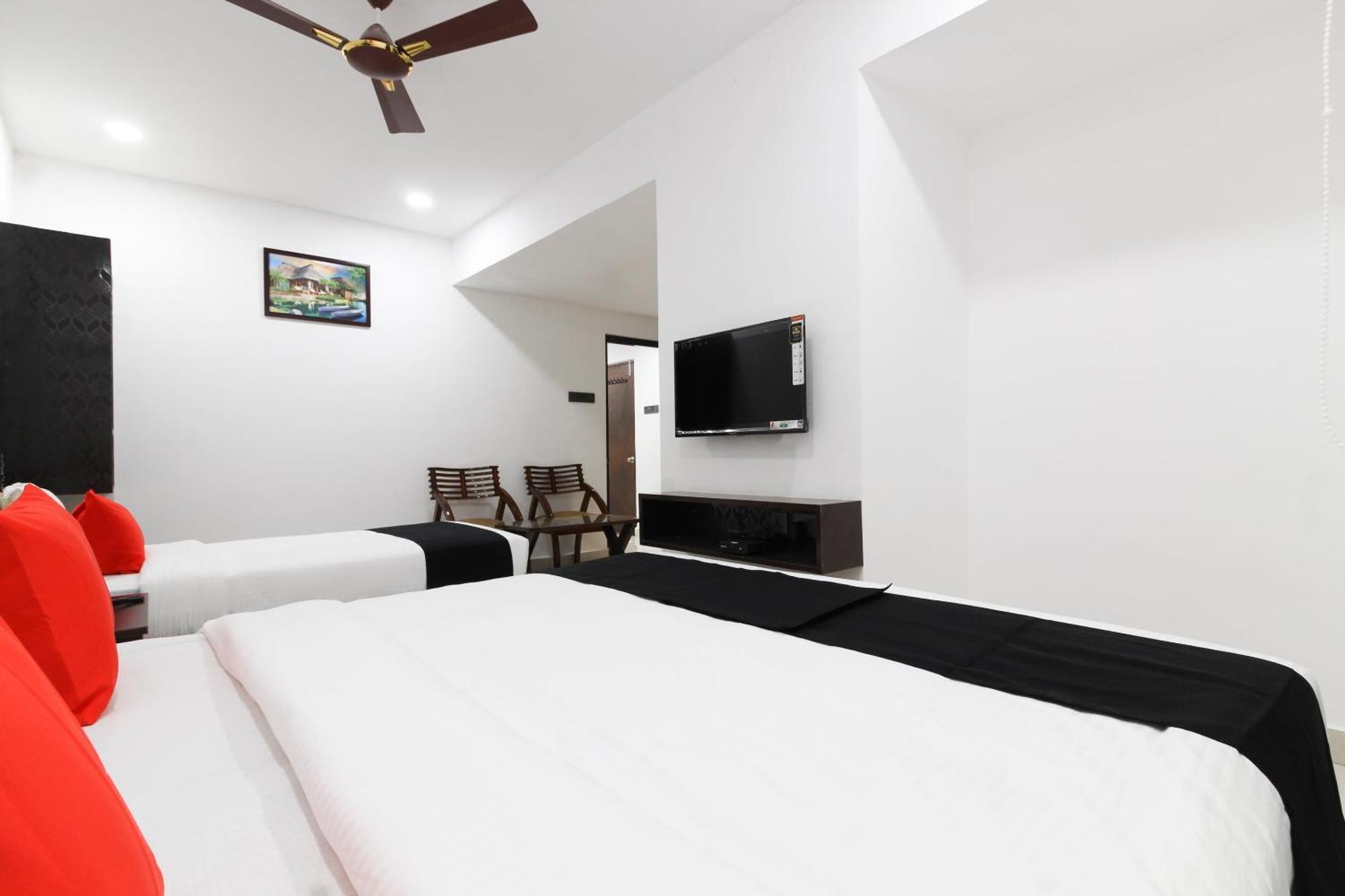 Maula Ali Super Mythri Hotel Near By Ecil, As Rao Nagar, Sainikpuri מראה חיצוני תמונה
